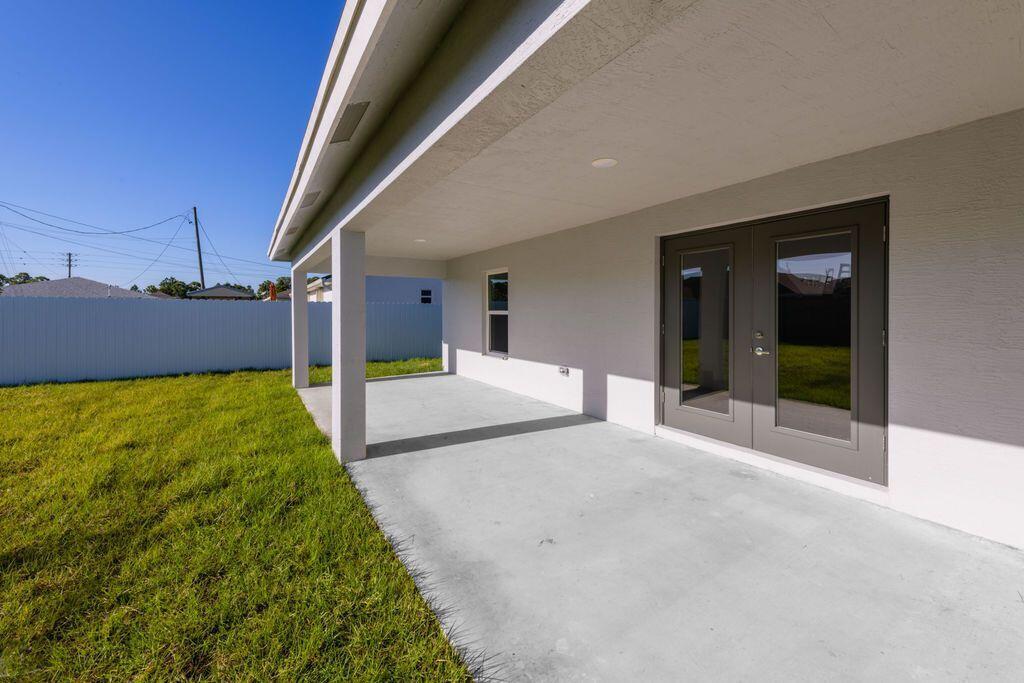 2372 SW Import Drive
