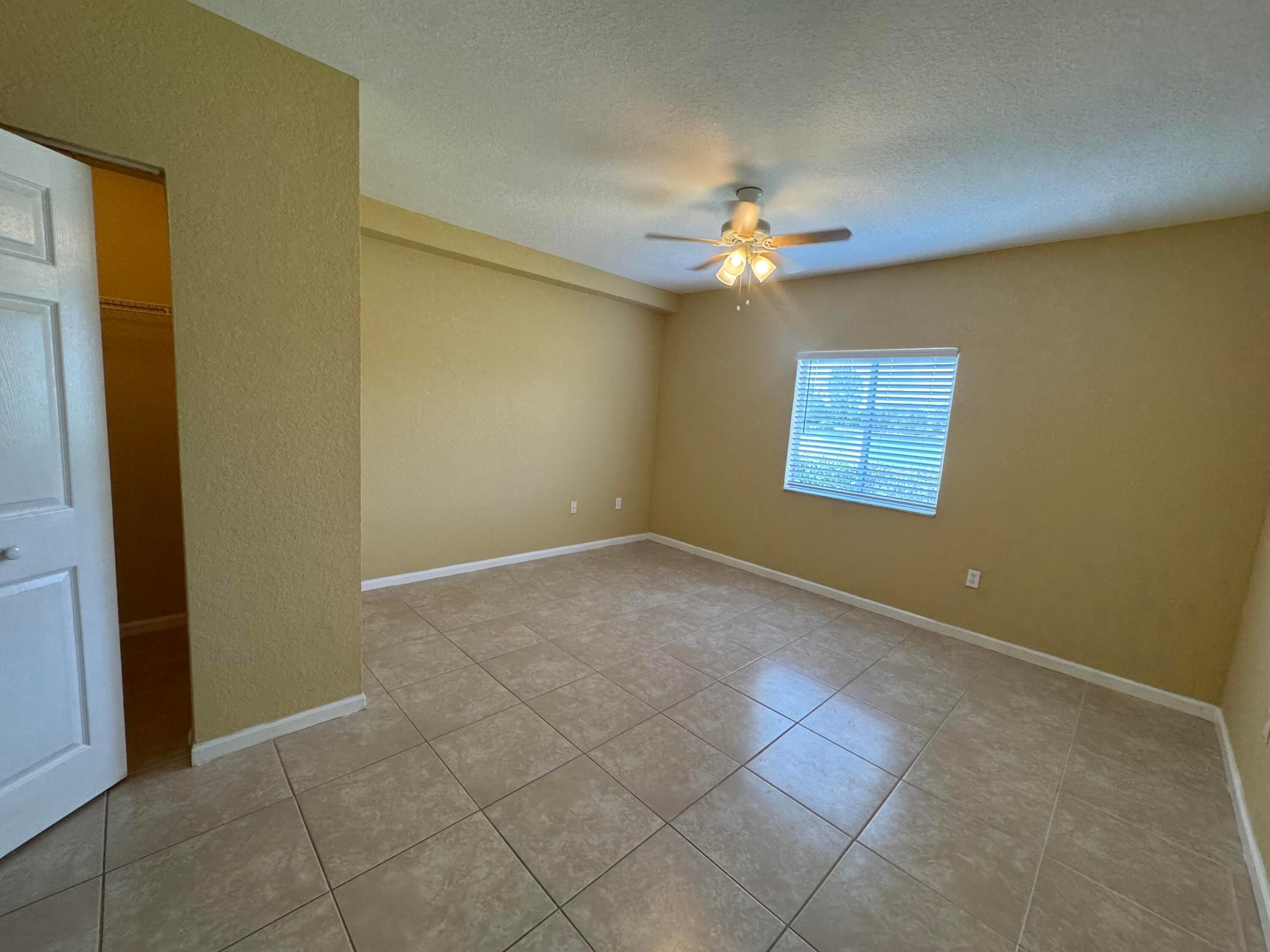 BELVEDERE ISLES CONDO NO 3 - Residential