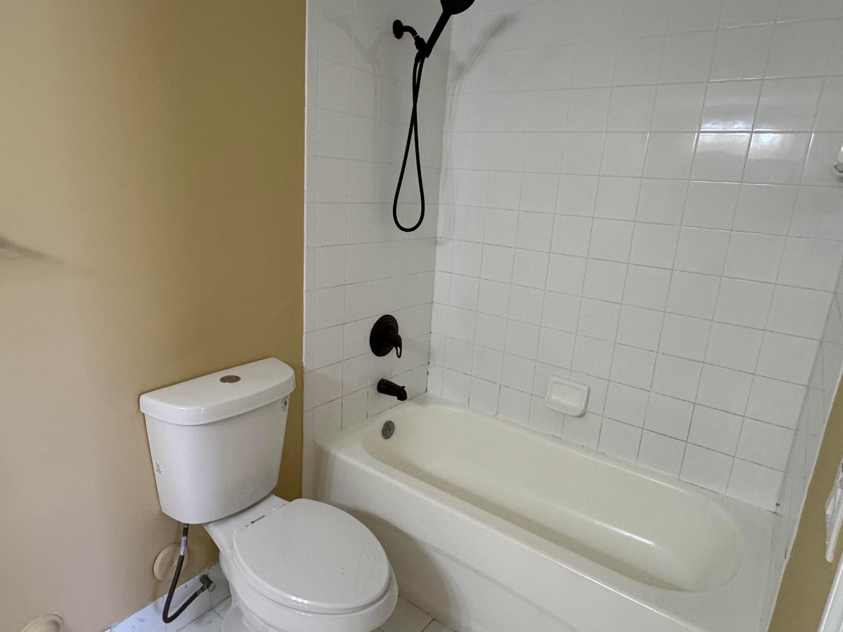 BELVEDERE ISLES CONDO NO 3 - Residential