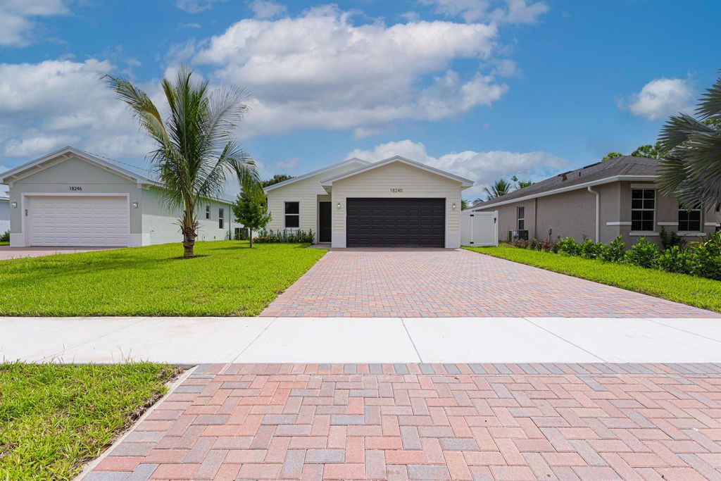 Photo of 18240 Limestone Creek Road, Jupiter, FL 33458 (MLS # R11127257)