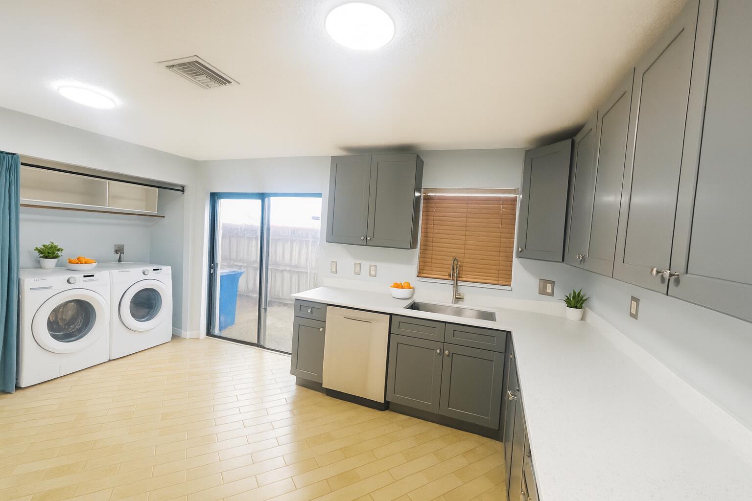 MARGATE REALTY 2 - Residential Lease