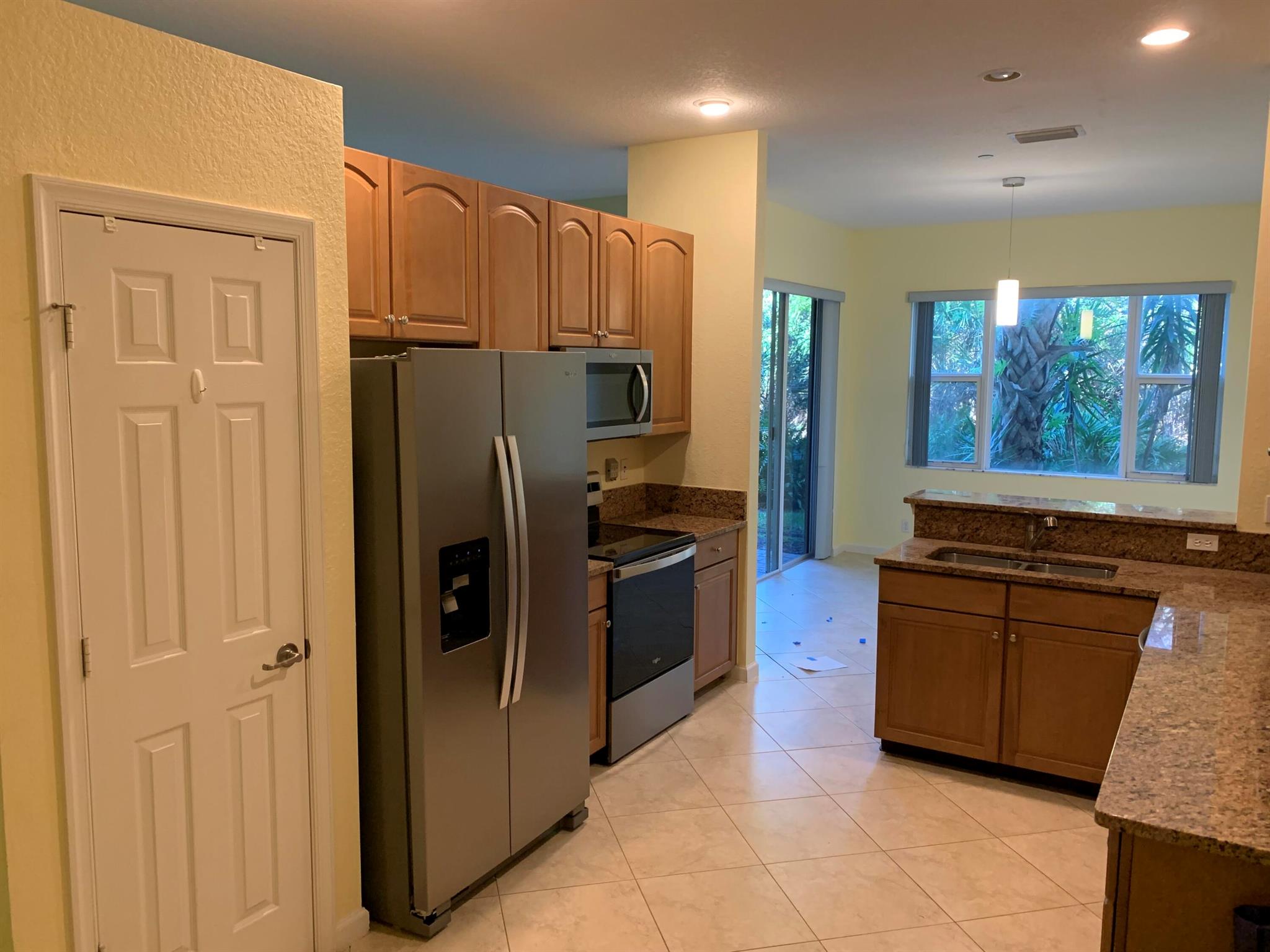 138 SW Walking Path