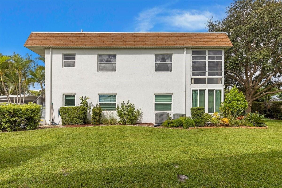 Kingswood Condo - Residential