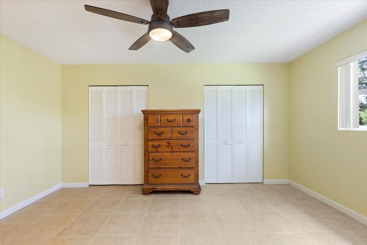 Kingswood Condo - Residential