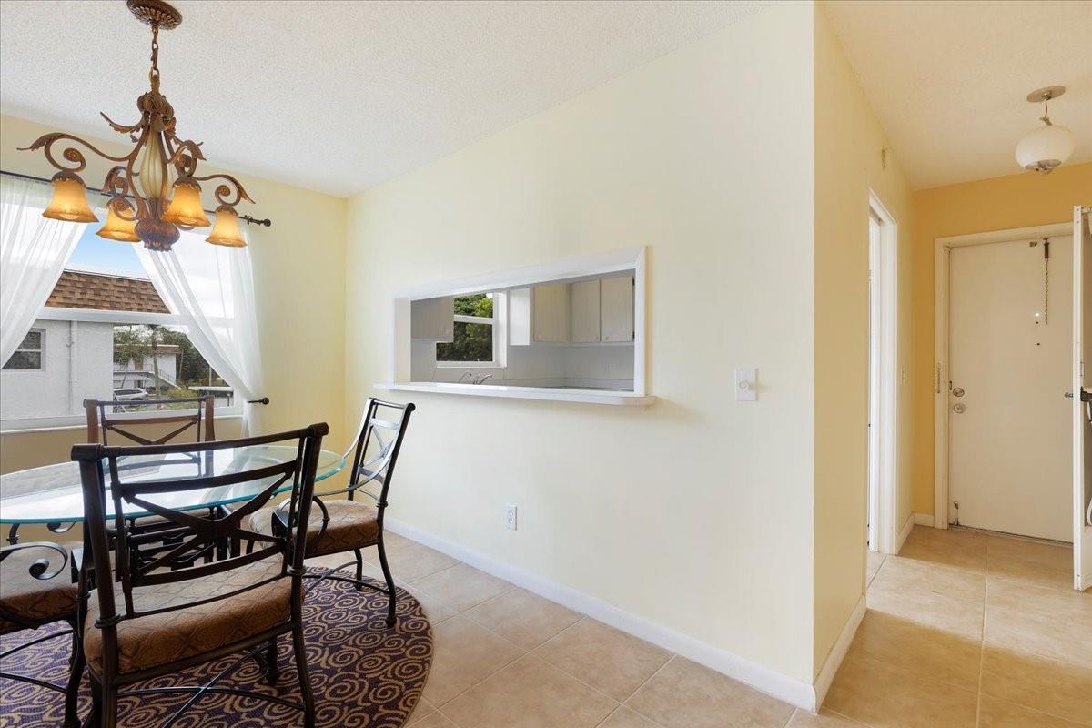 Kingswood Condo - Residential