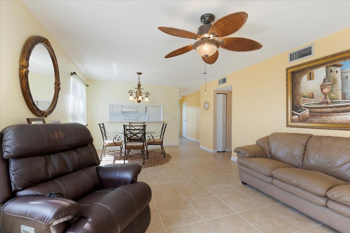 Kingswood Condo - Residential