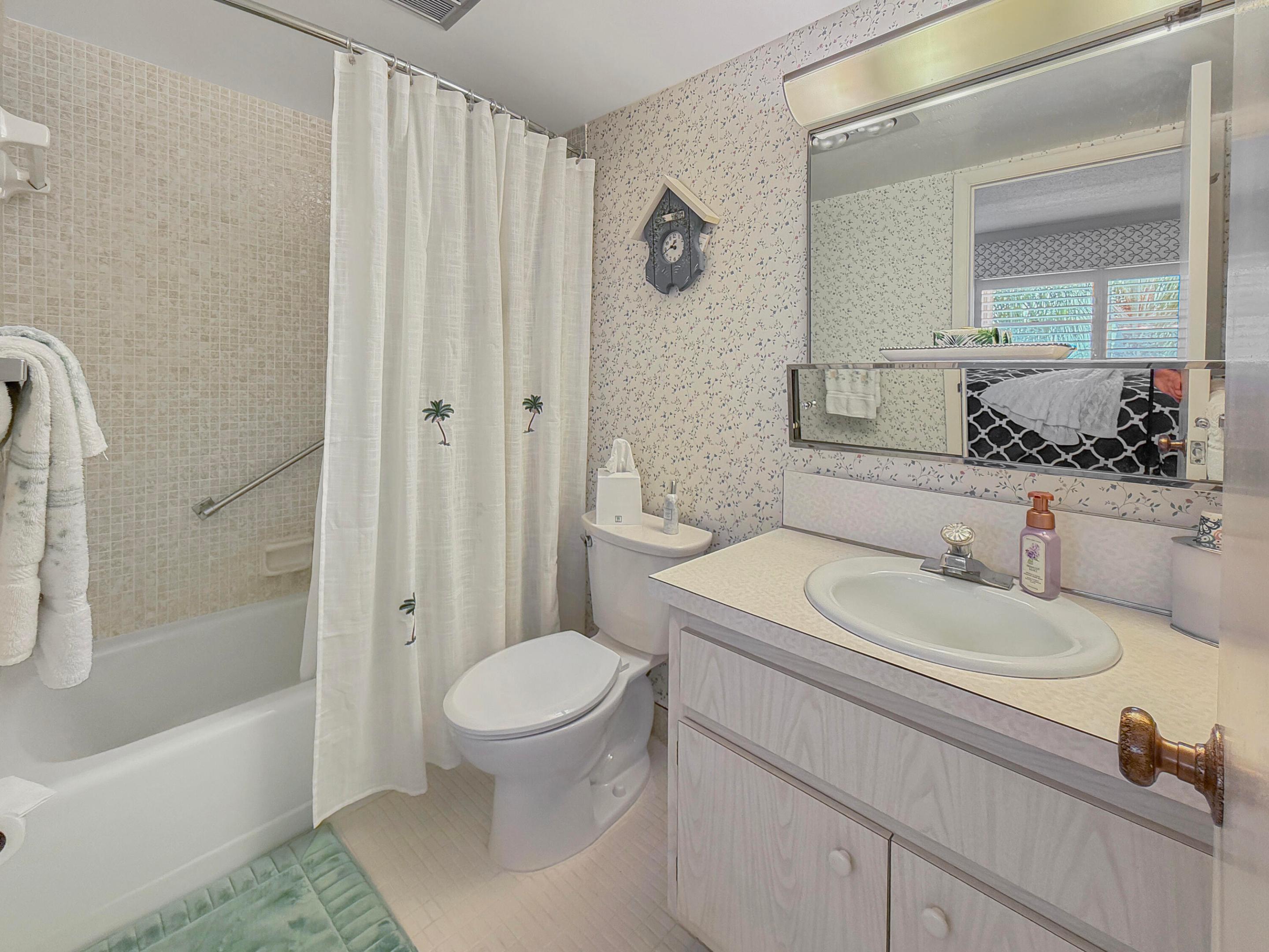 STARLITE CONDO - Residential