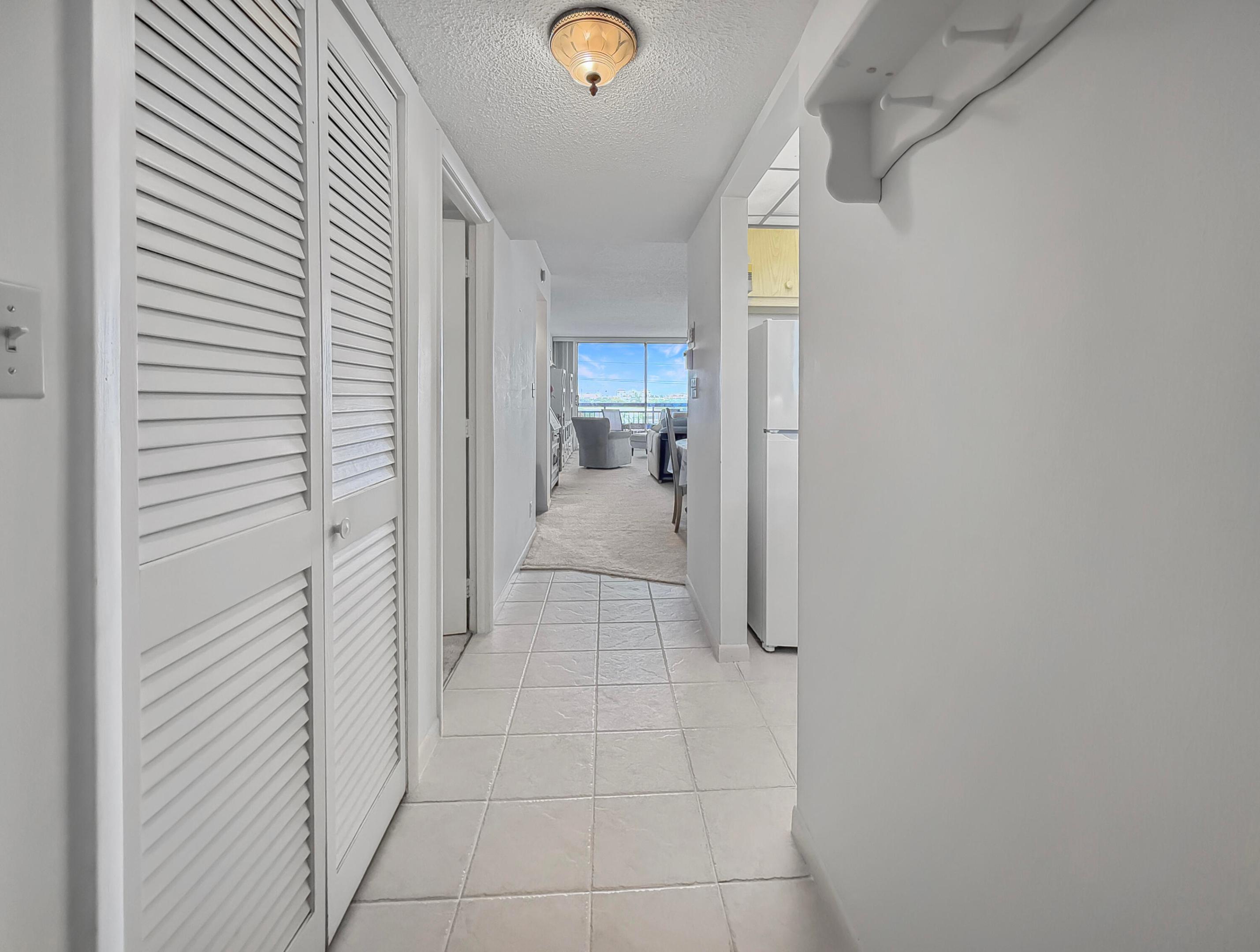 555 NW 4th Avenue 401