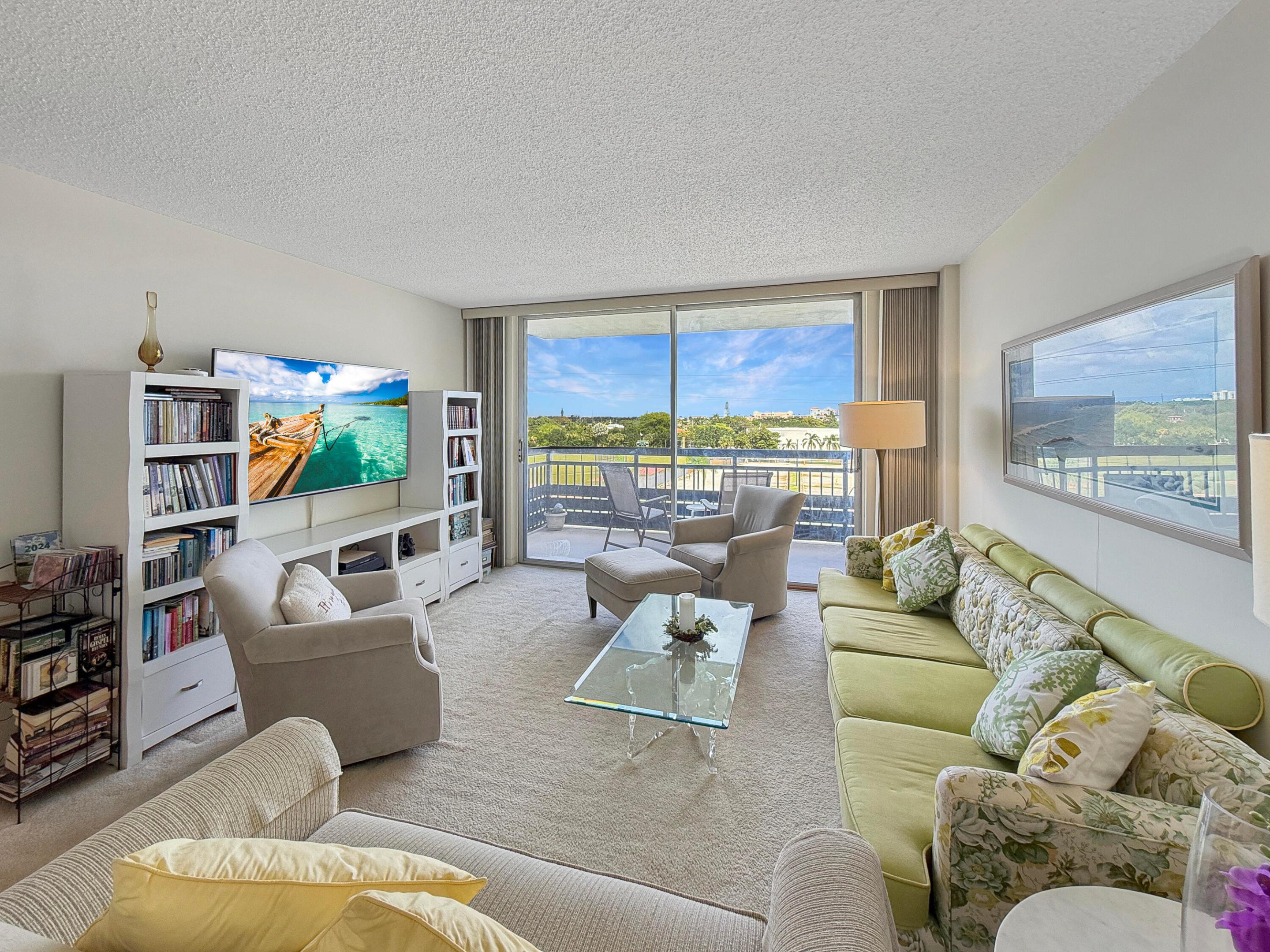 STARLITE CONDO - Residential