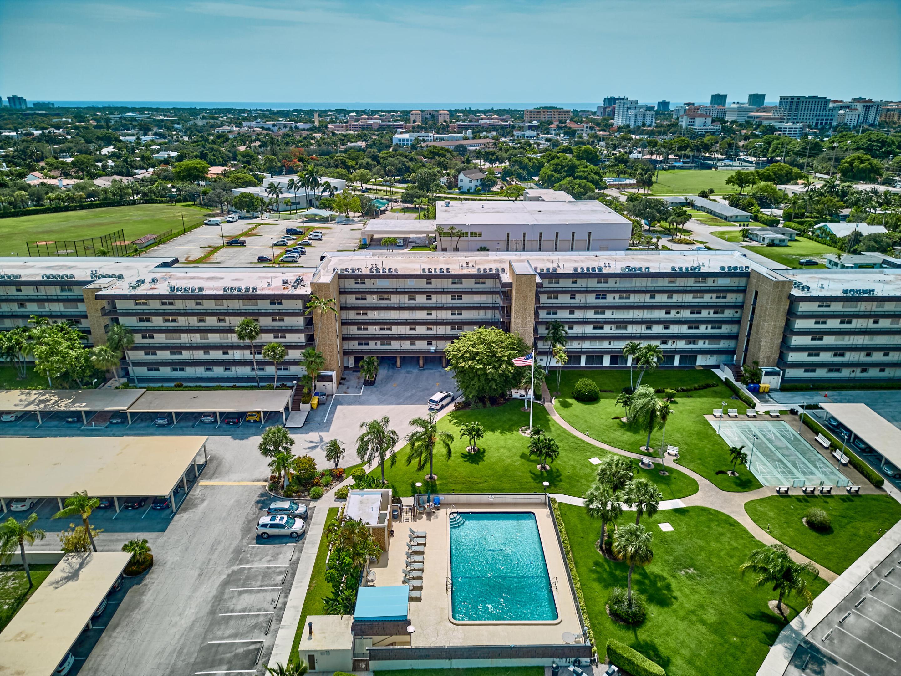 STARLITE CONDO - Residential