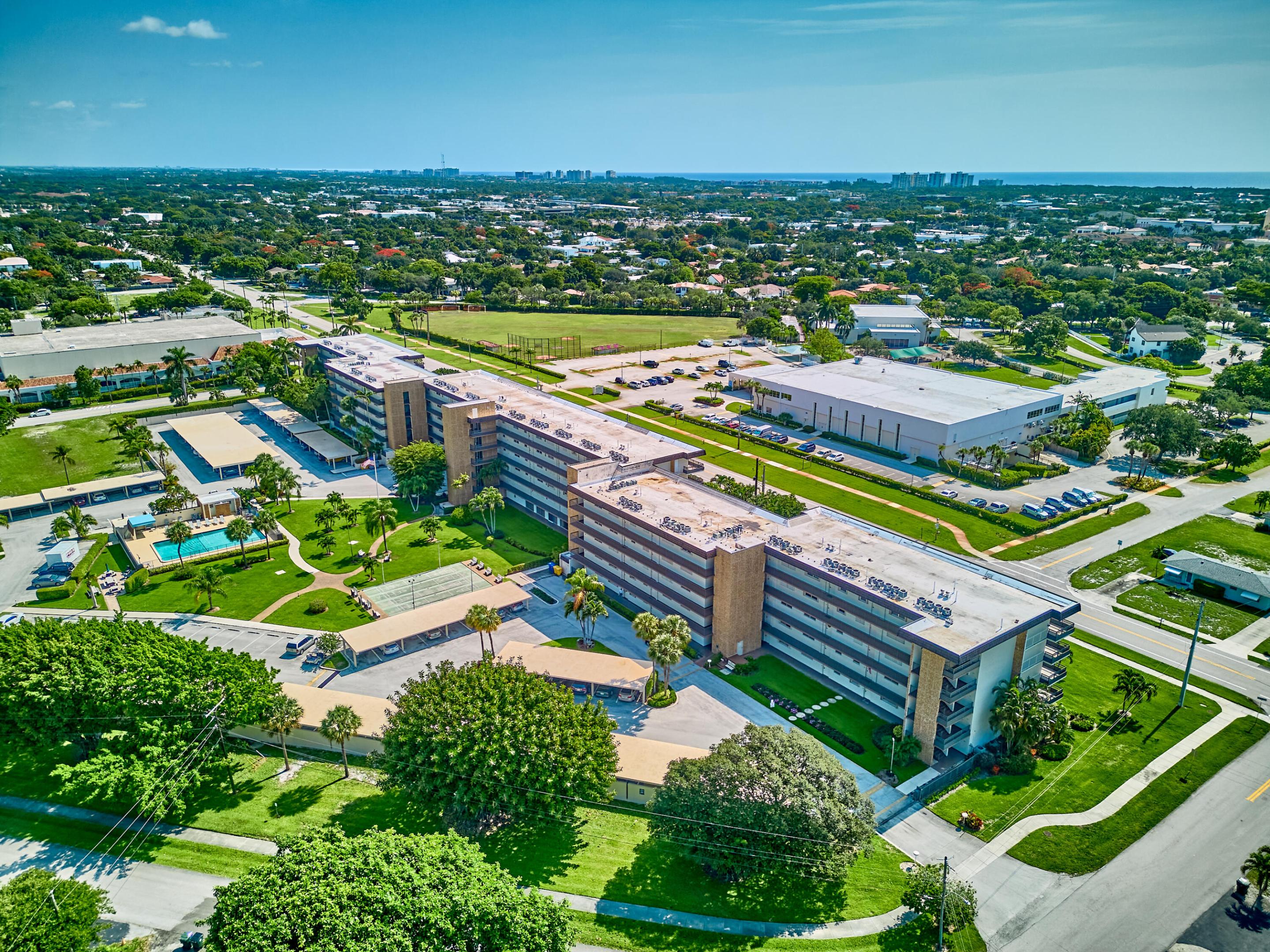 STARLITE CONDO - Residential