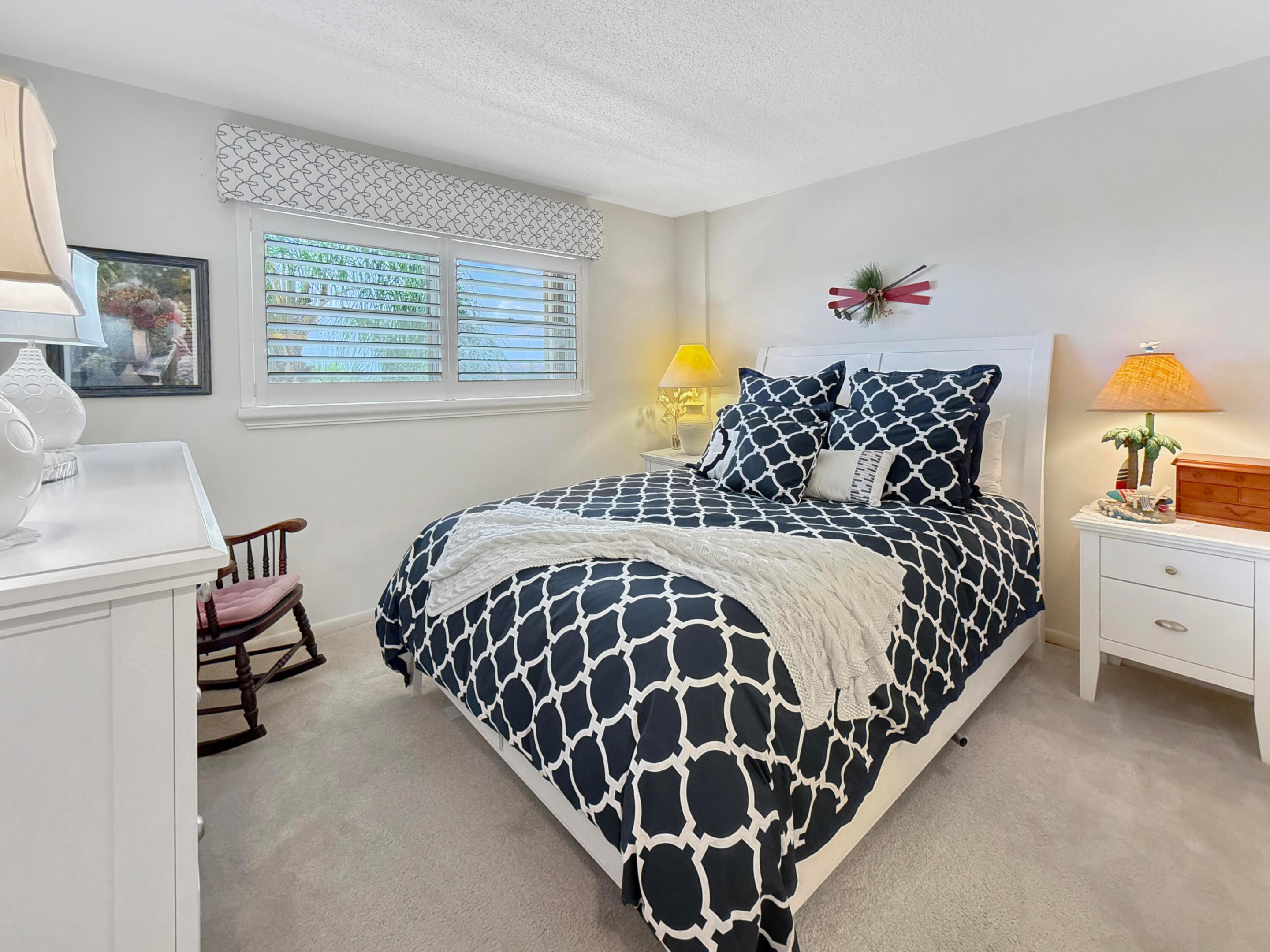STARLITE CONDO - Residential