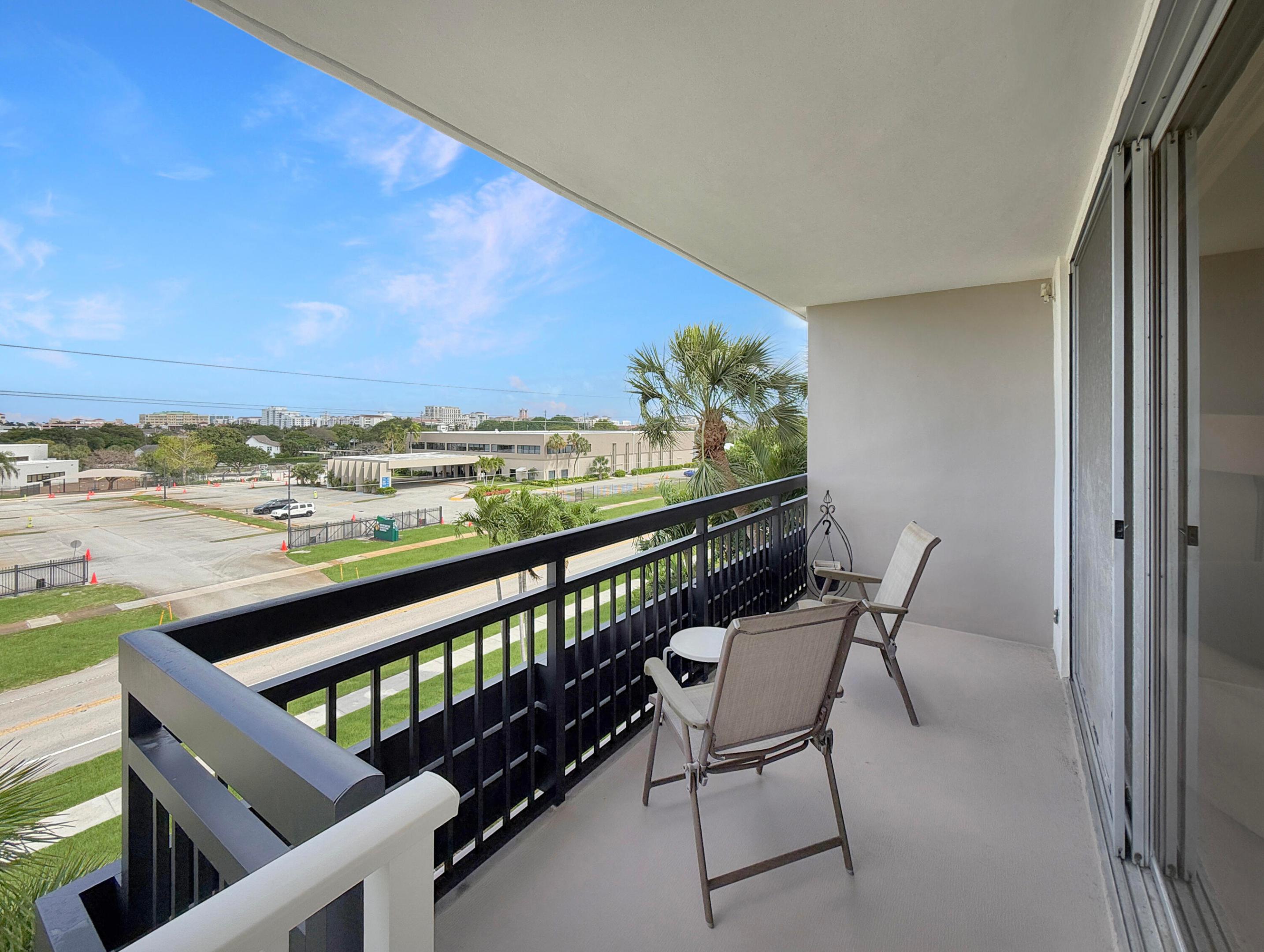 STARLITE CONDO - Residential