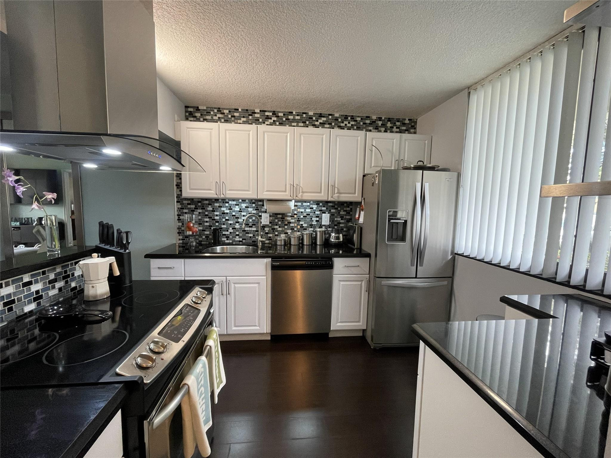 RIVERS EDGE AT OAKWOOD - Residential