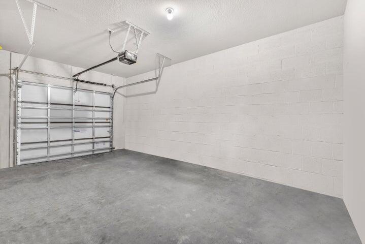 ENCLAVE AT MANGONIA PARK - Residential