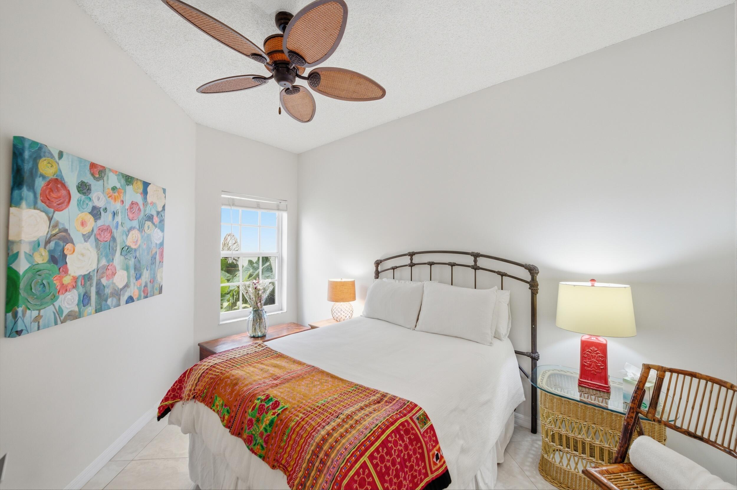 LAKESHORE - Residential