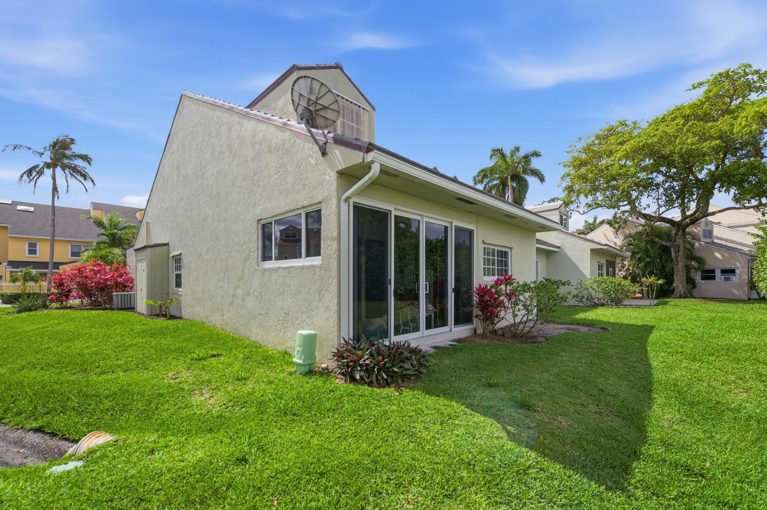 47 N Lakeshore Drive