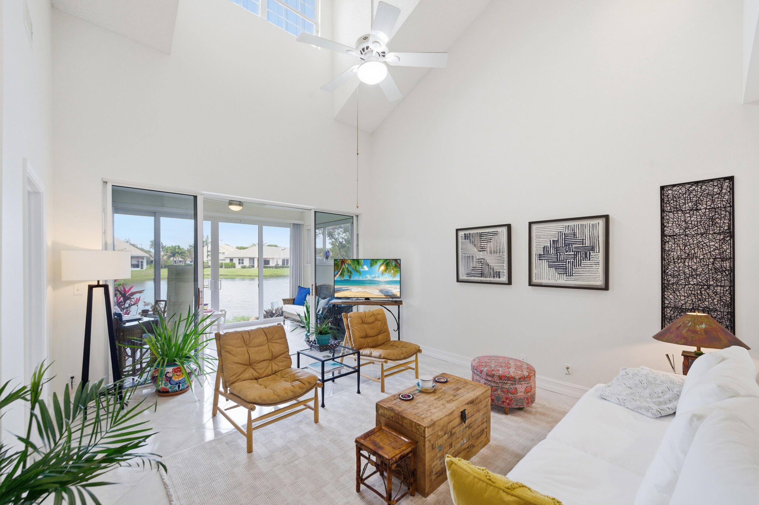 LAKESHORE - Residential