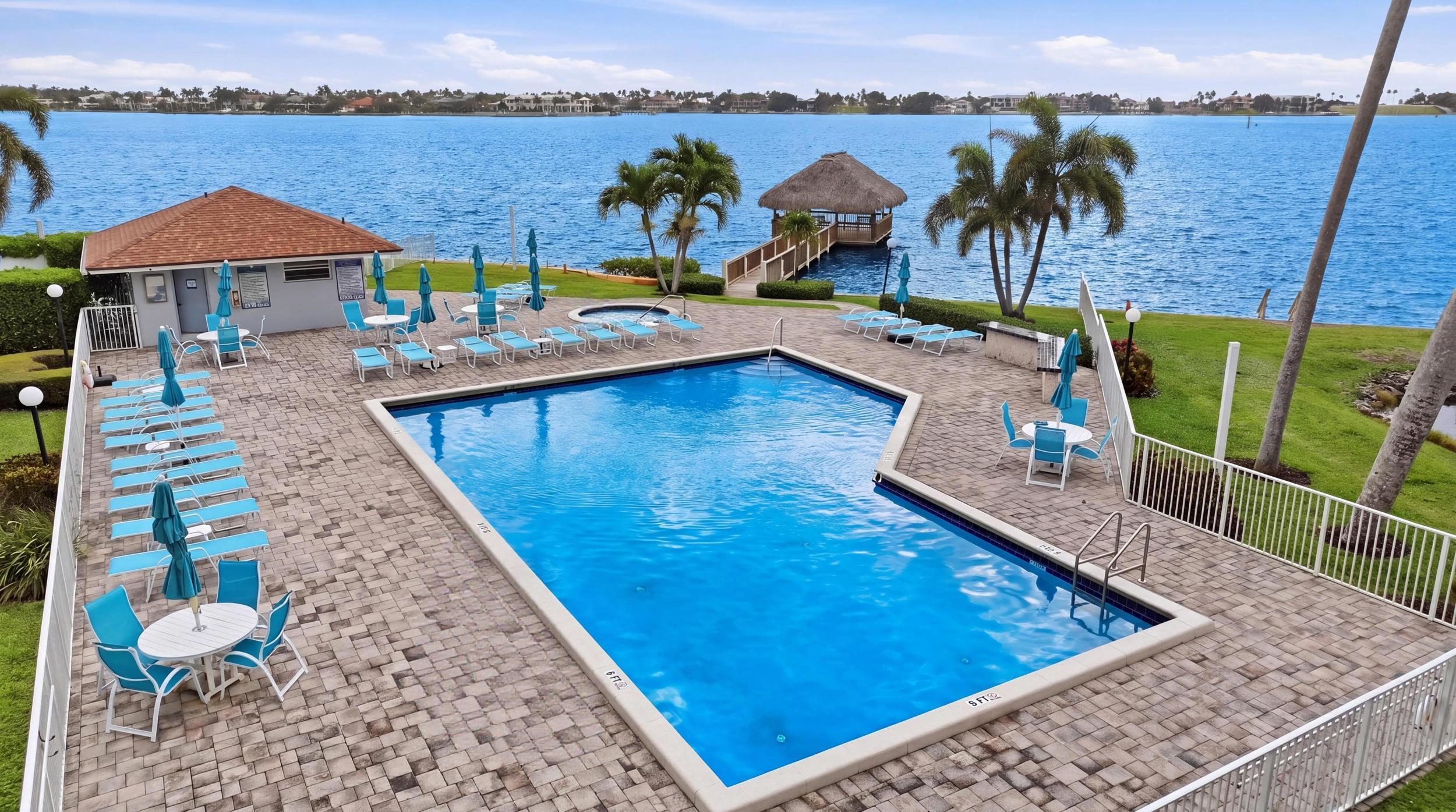 LAKESHORE - Residential