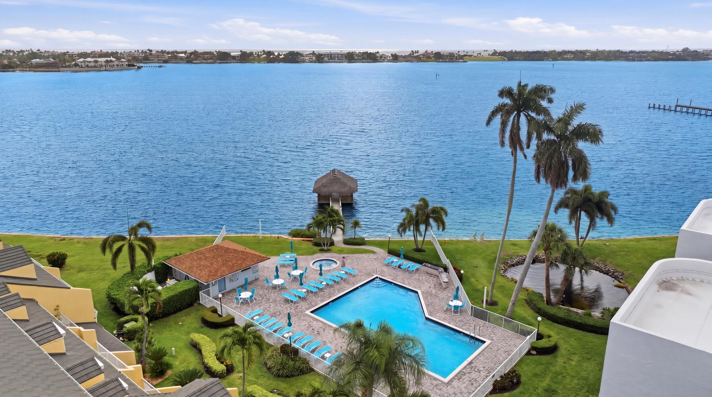 LAKESHORE - Residential