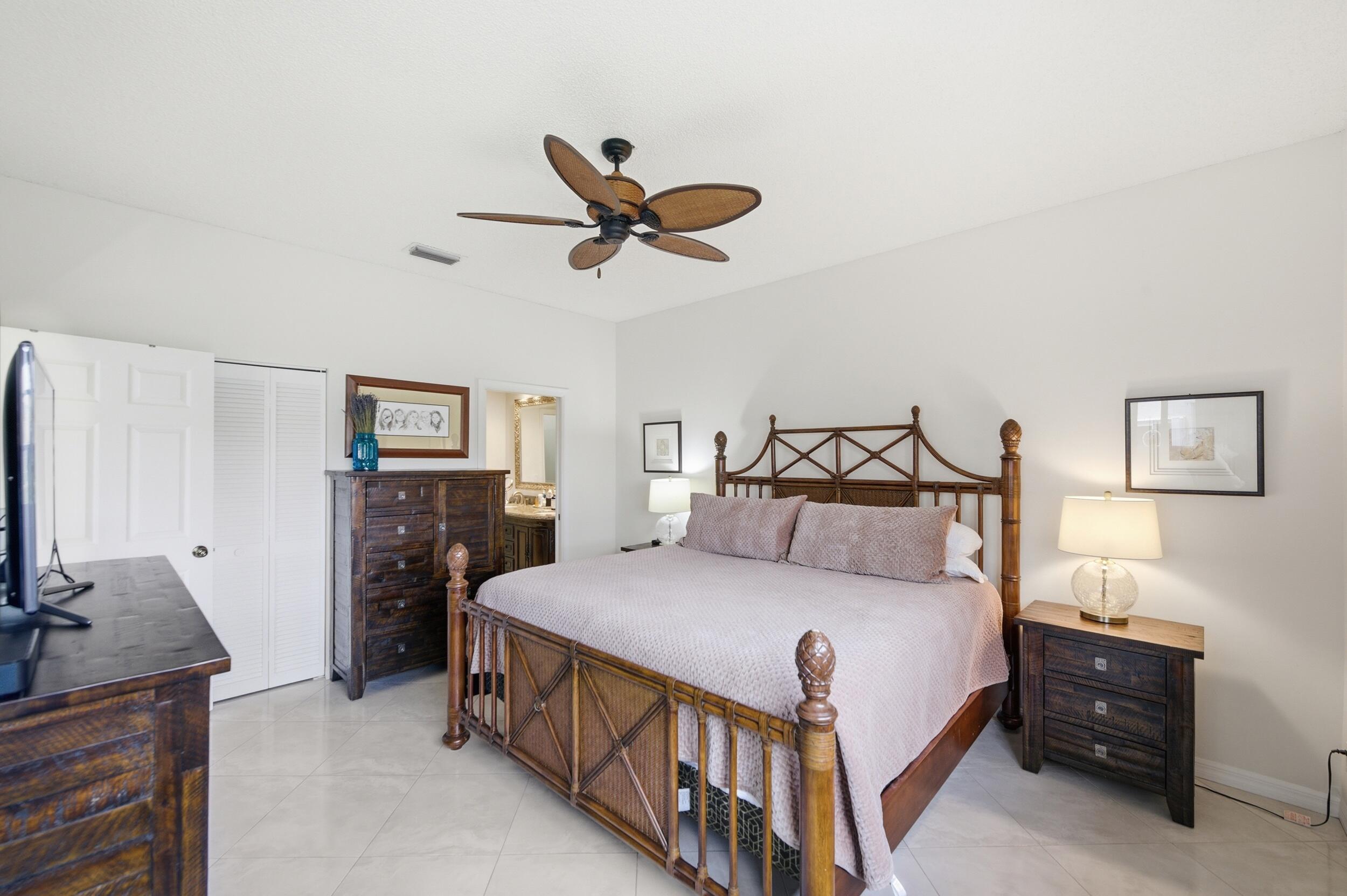 LAKESHORE - Residential