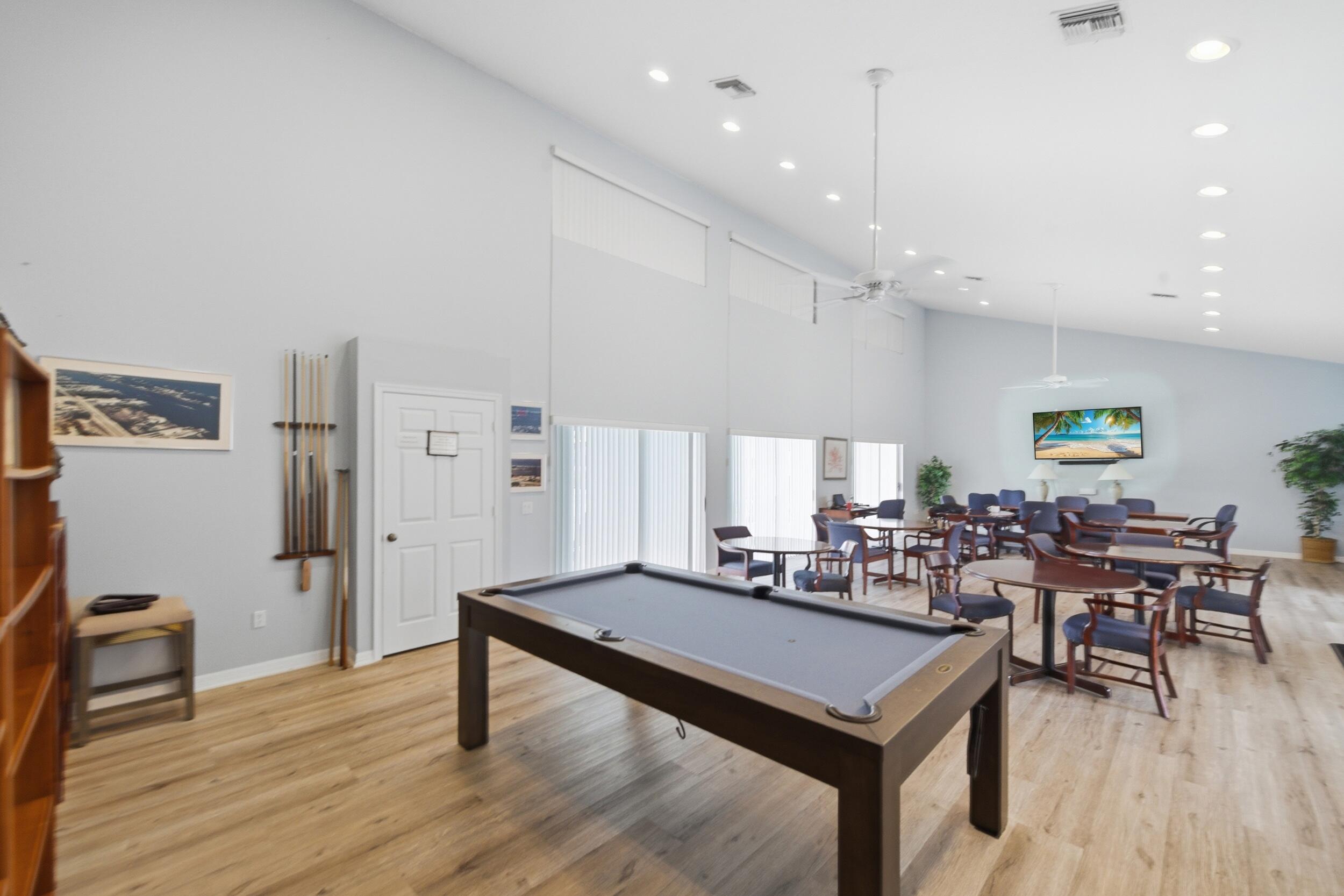 LAKESHORE - Residential