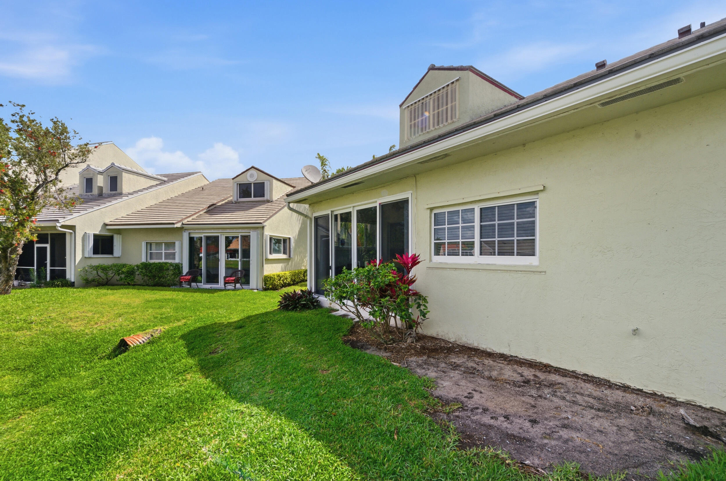 47 N Lakeshore Drive