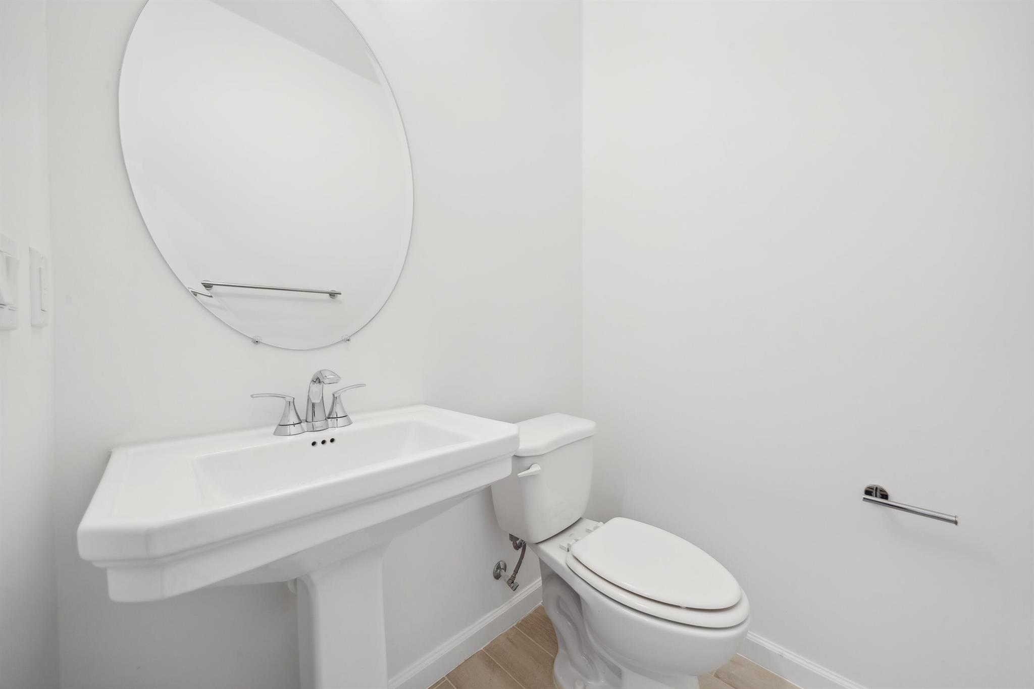 162 SE Birch Terrace 0102