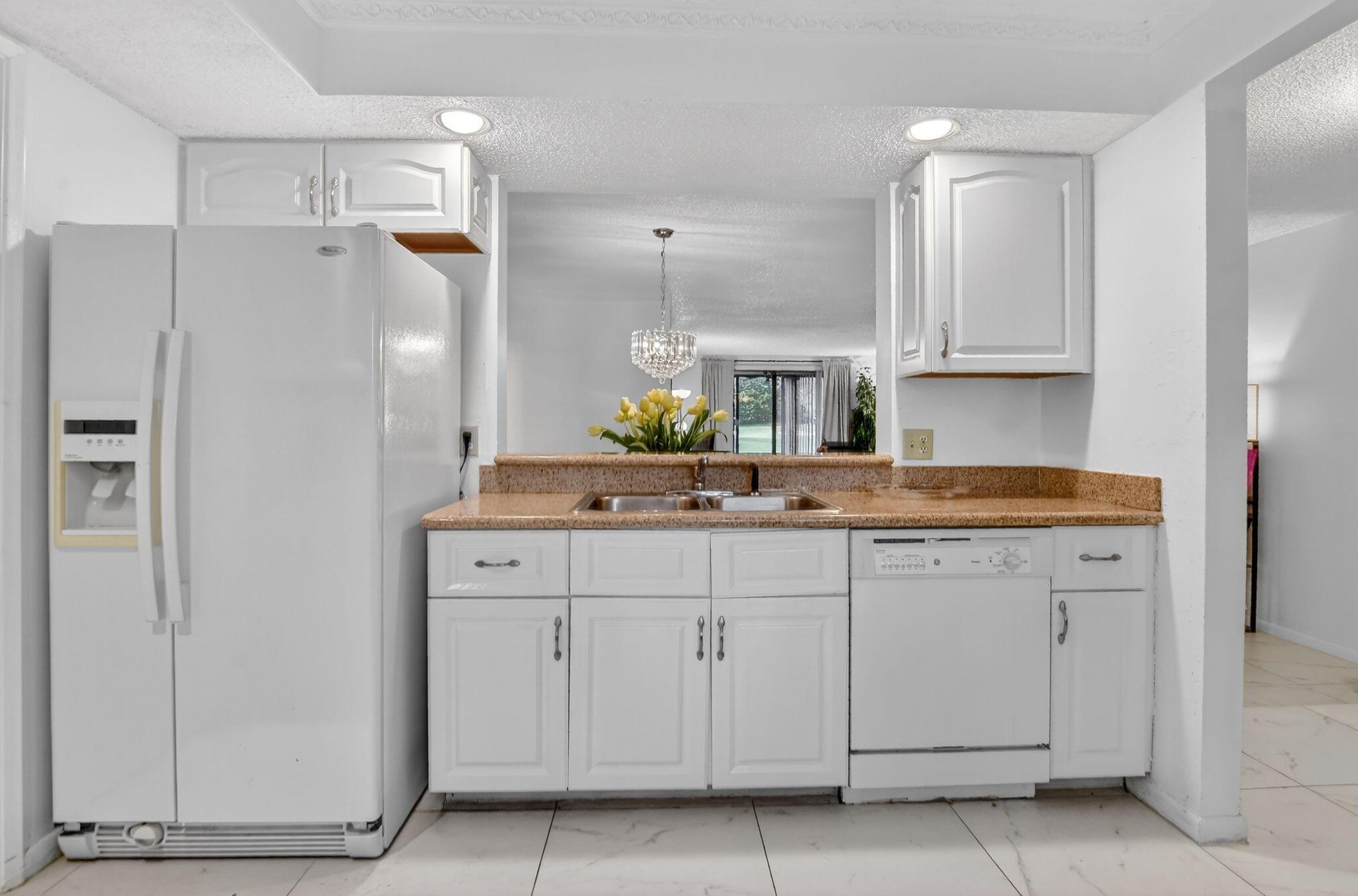 LA MIRADA AT BOCA POINTE - Residential