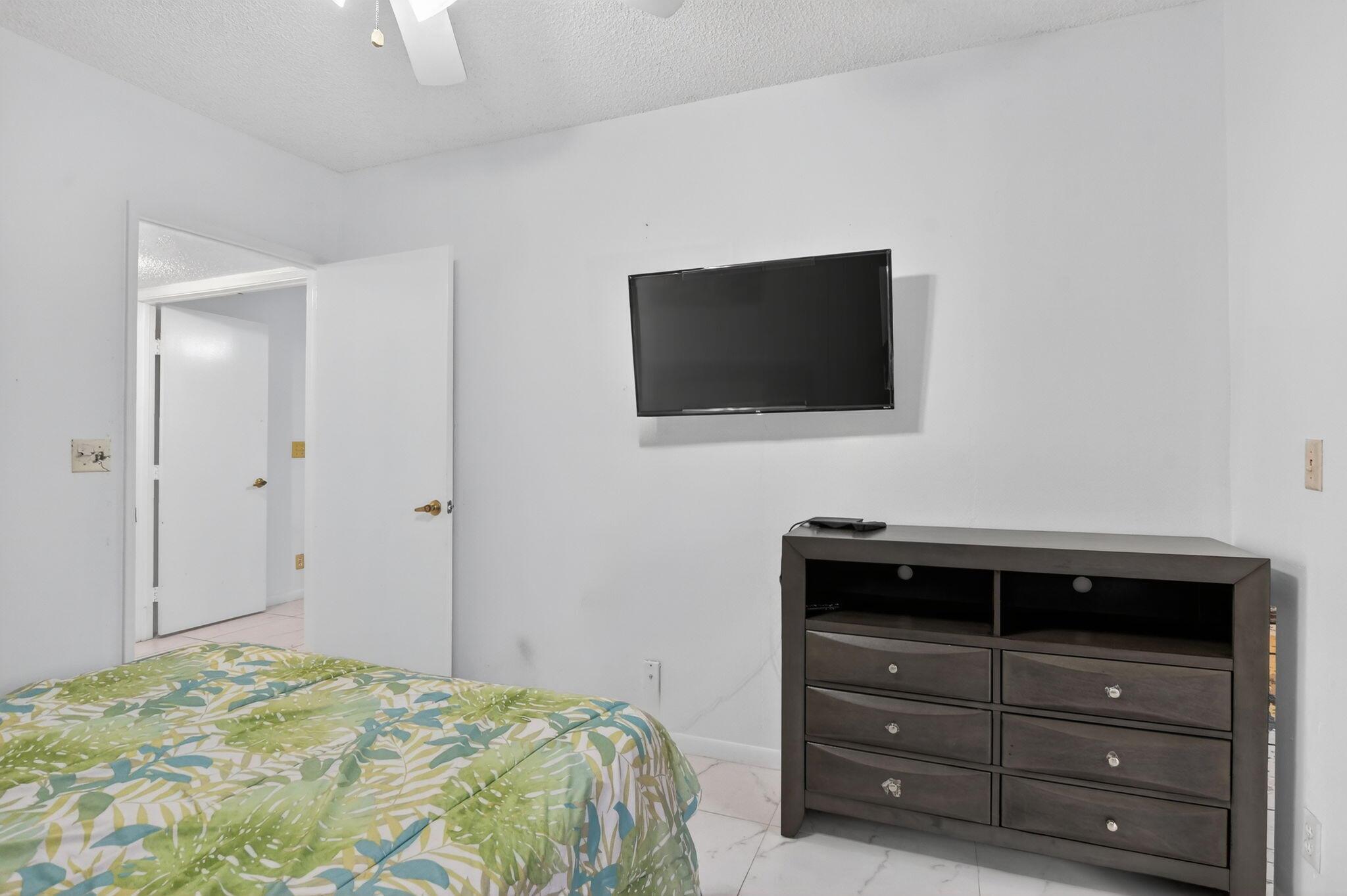 LA MIRADA AT BOCA POINTE - Residential