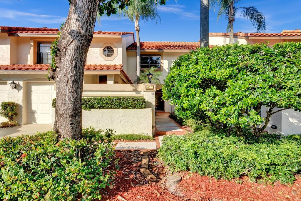 Photo of 7844 La Mirada Drive, Boca Raton, FL 33433 (MLS # R11147956)