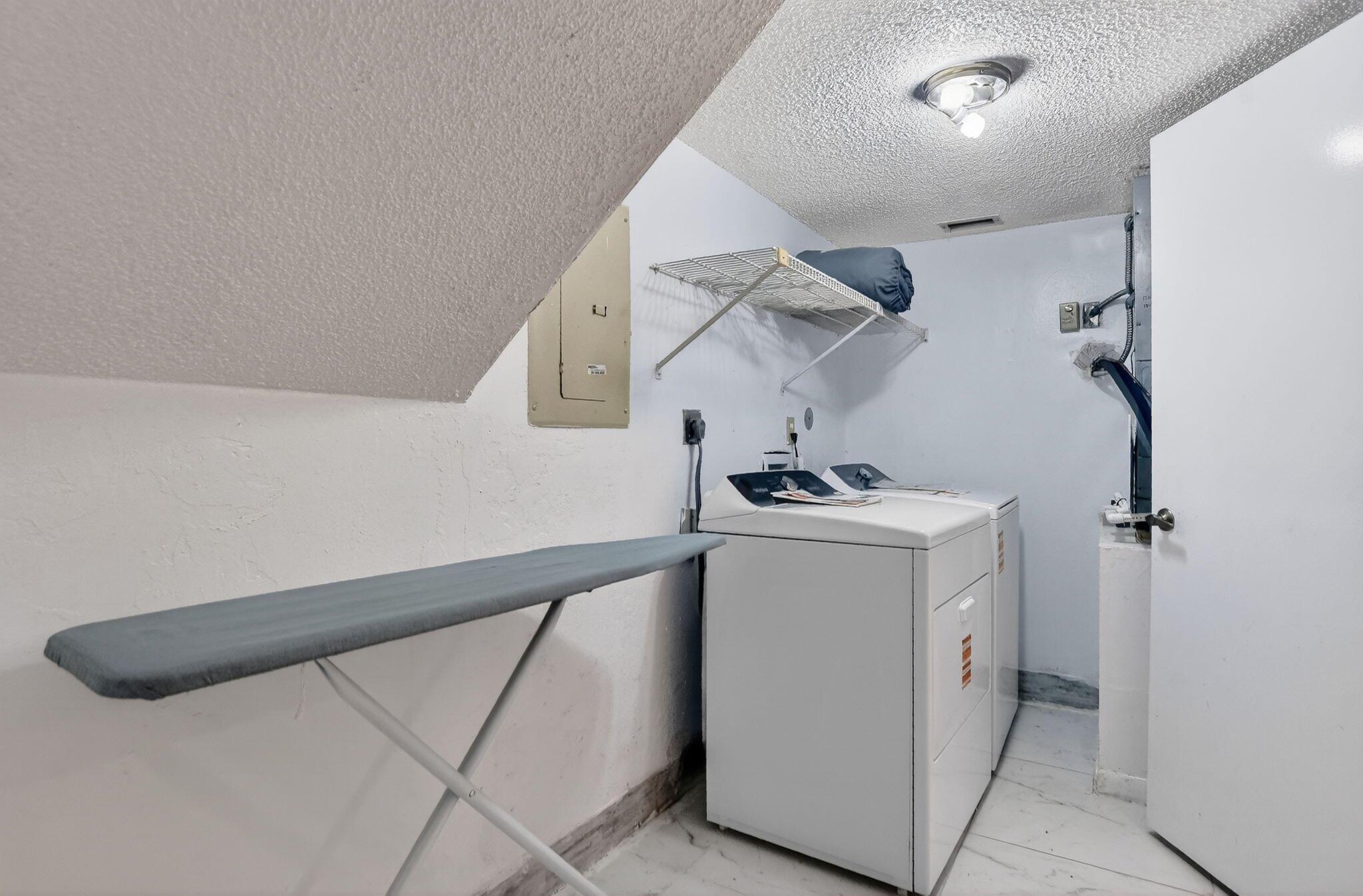 LA MIRADA AT BOCA POINTE - Residential