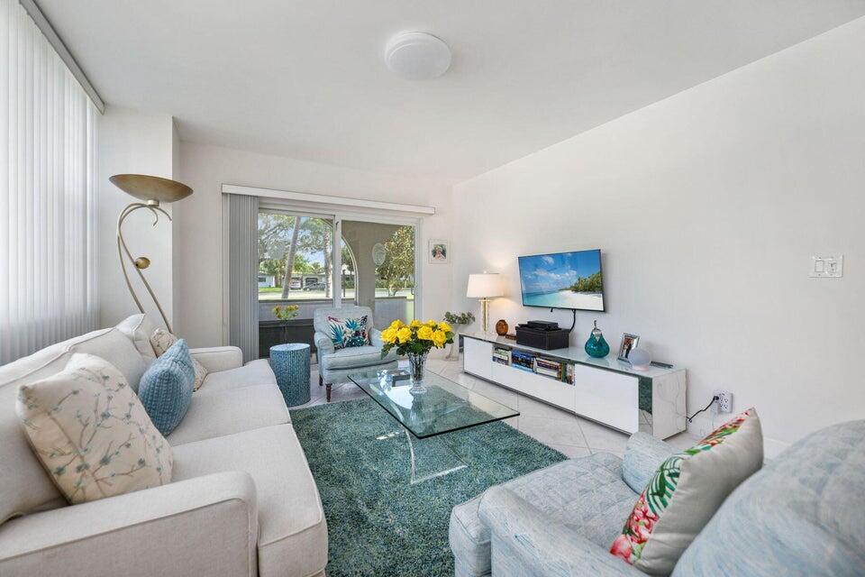 TIERRA DEL SOL CONDO - Residential Lease