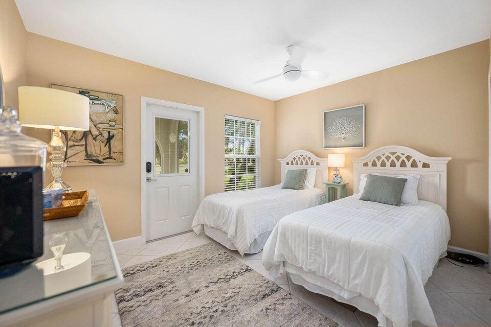 TIERRA DEL SOL CONDO - Residential Lease