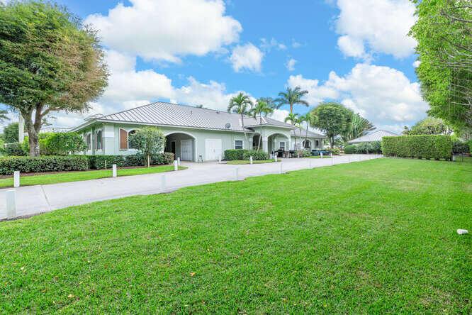 GRAND PRIX FARMS - Residential