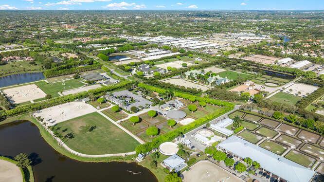 GRAND PRIX FARMS - Residential