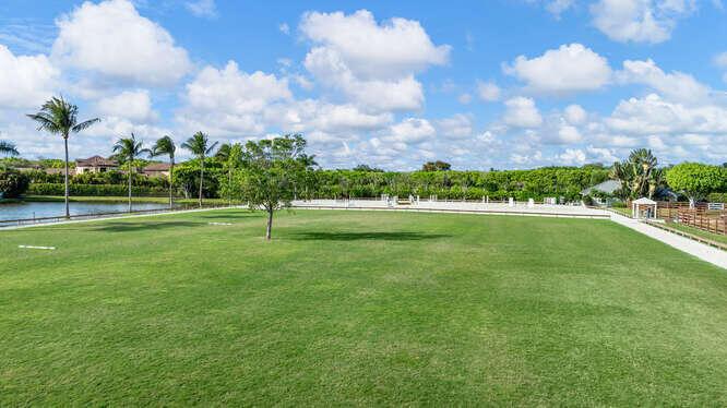 GRAND PRIX FARMS - Residential