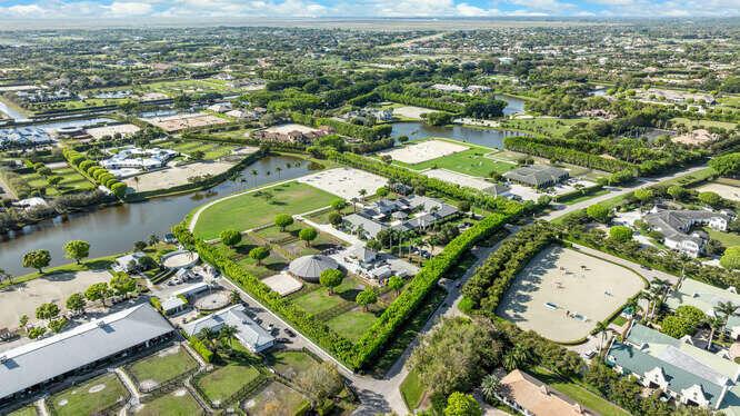 GRAND PRIX FARMS - Residential