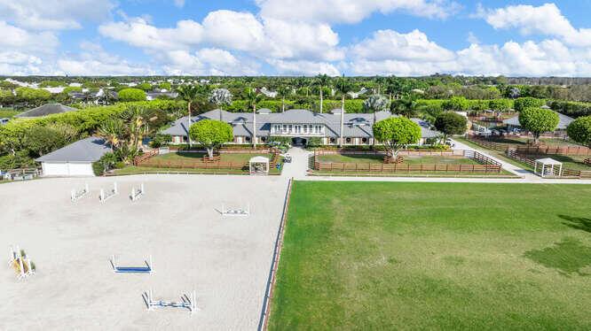 GRAND PRIX FARMS - Residential