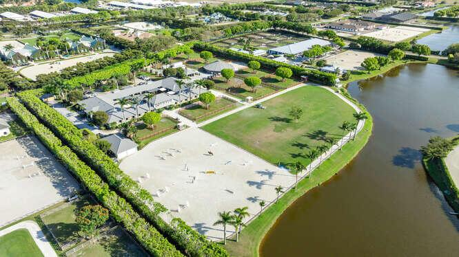 GRAND PRIX FARMS - Residential