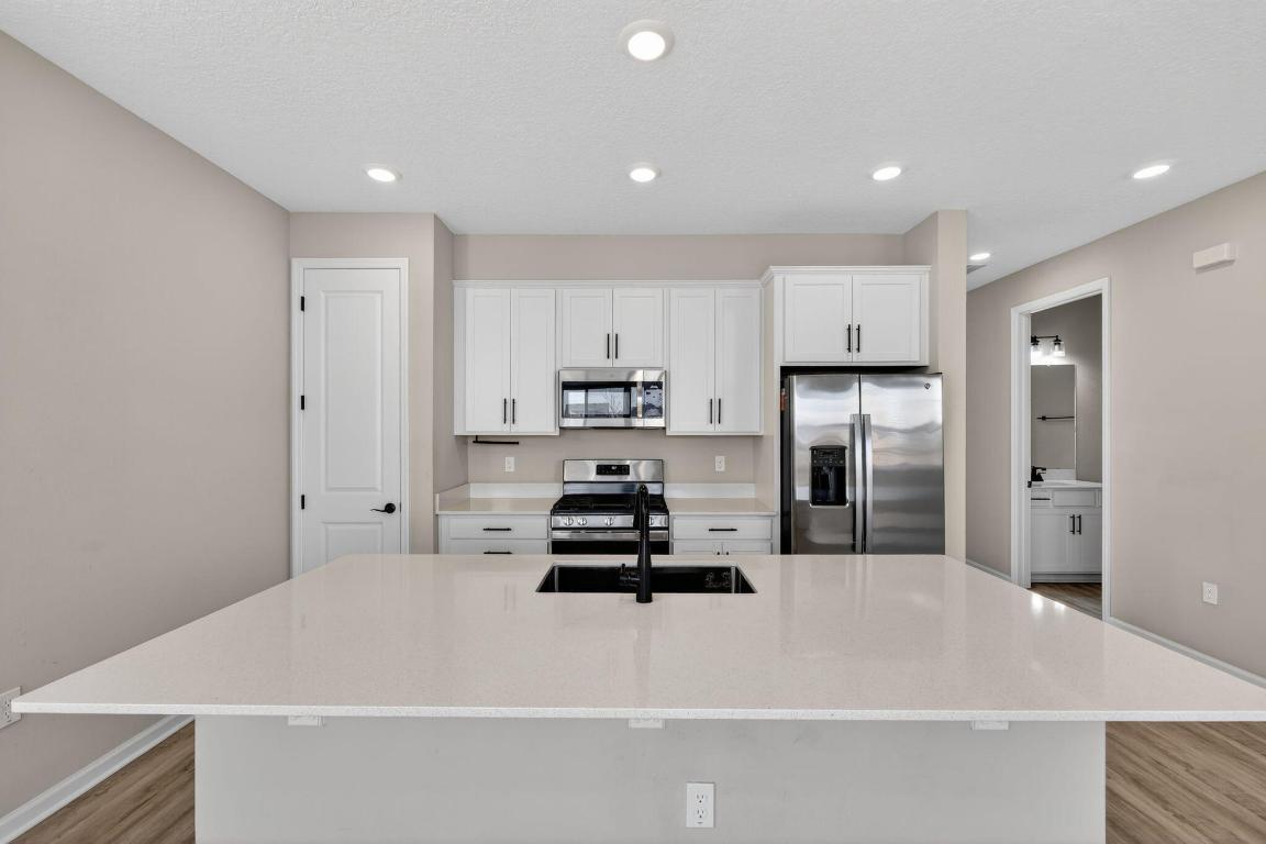 WATERSET WOLF CREEK PH G1 AND 30TH ST PH G1 - Residential Lease