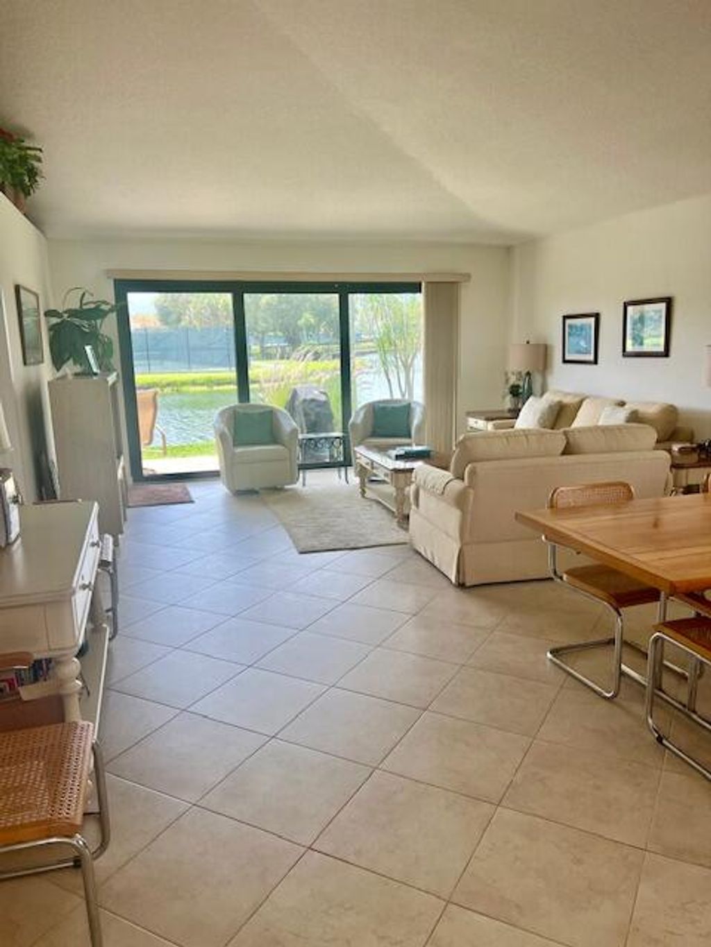 Photo of 311 Club Drive, Palm Beach Gardens, FL 33418 (MLS # B26002932)