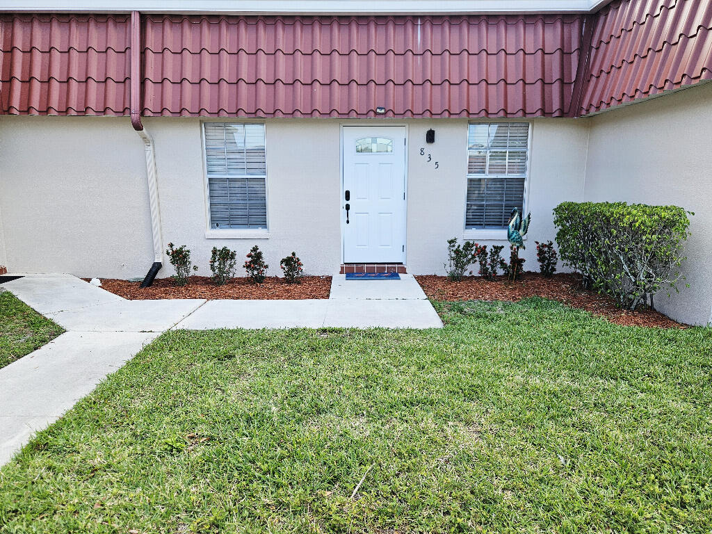 COVERED BRIDGE CONDO - Residential