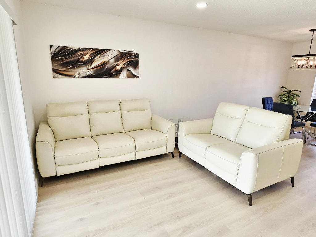 COVERED BRIDGE CONDO - Residential