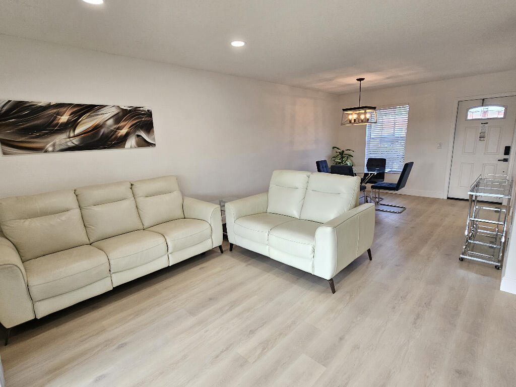 COVERED BRIDGE CONDO - Residential