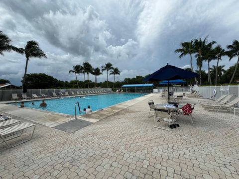 A home in Lake Worth