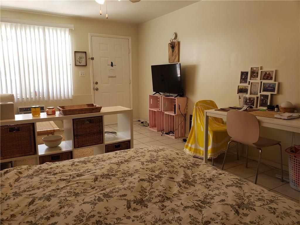 Photo of 1930 NE 4th Street #4, Deerfield Beach, FL 33441 (MLS # F10439343)