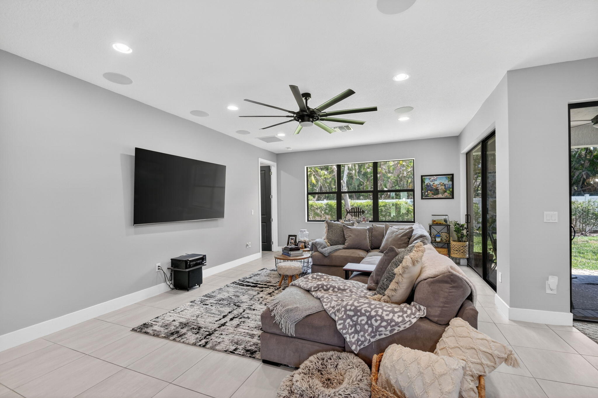 7174 Villamar Way