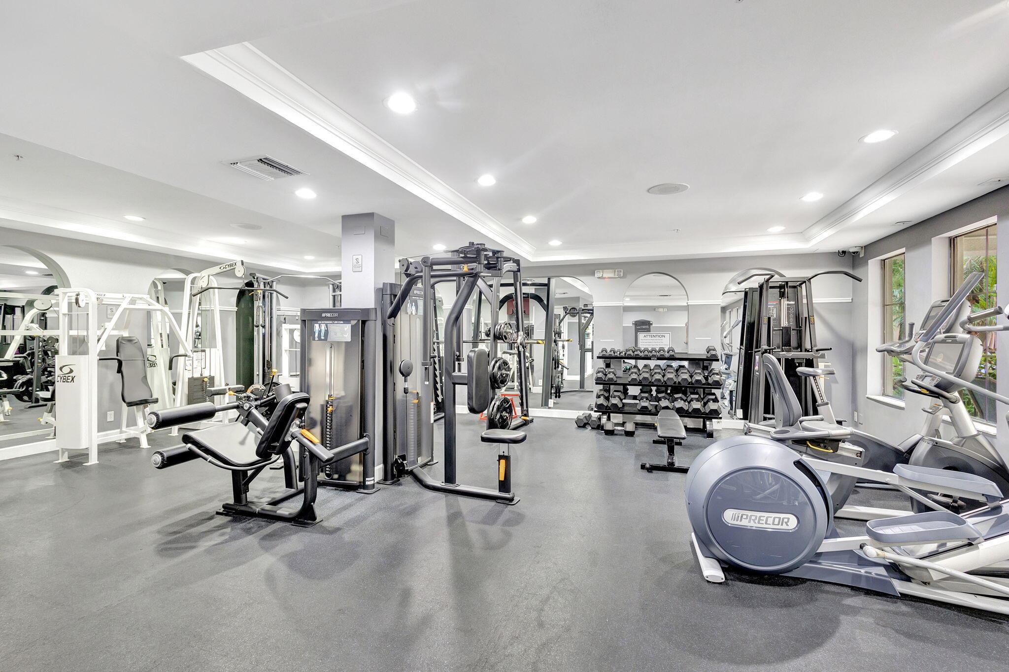 720 S Sapodilla Avenue 412