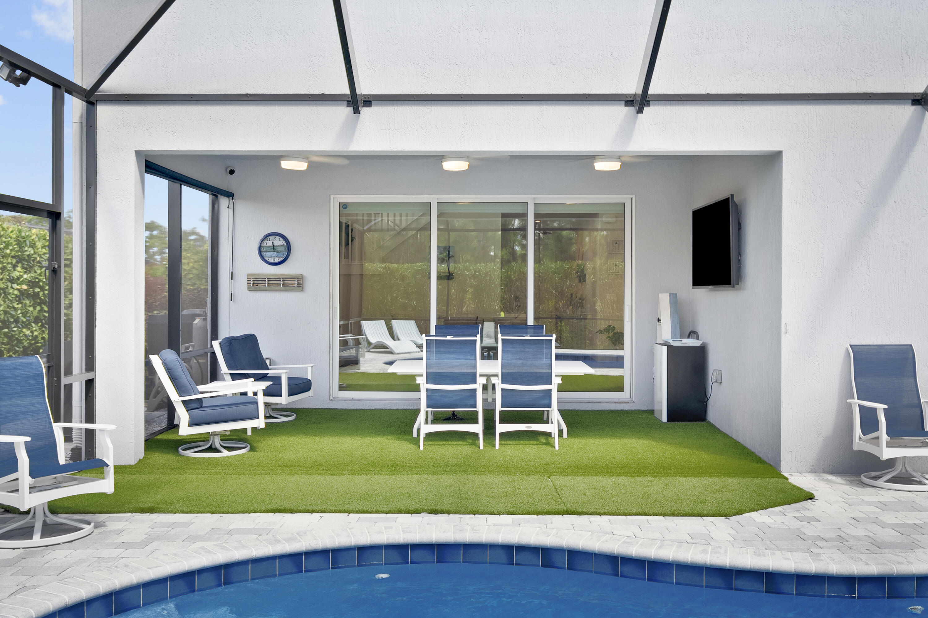 BANYAN BAY - Residential